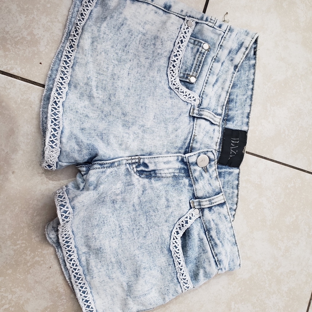 DAZL WOMENS JEAN SHORT SIZE 7